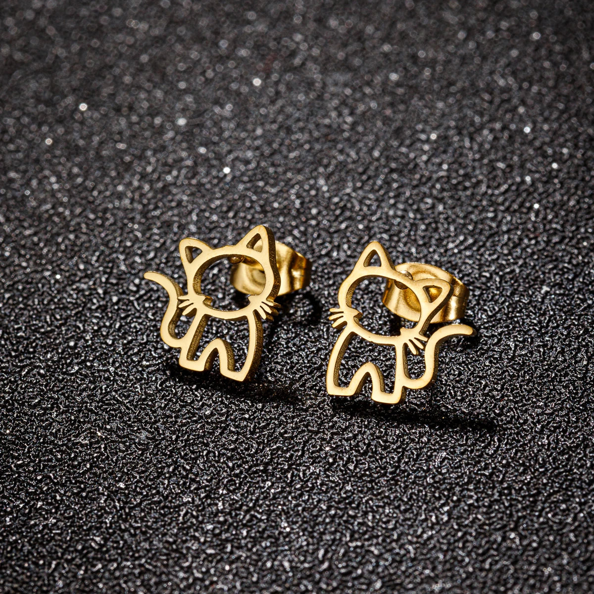 Animal Design Punk Stud Earrings