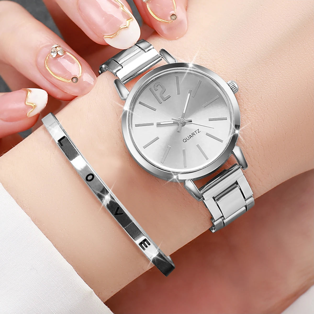 Women’s Casual Quartz Watch with Arabic Numerals