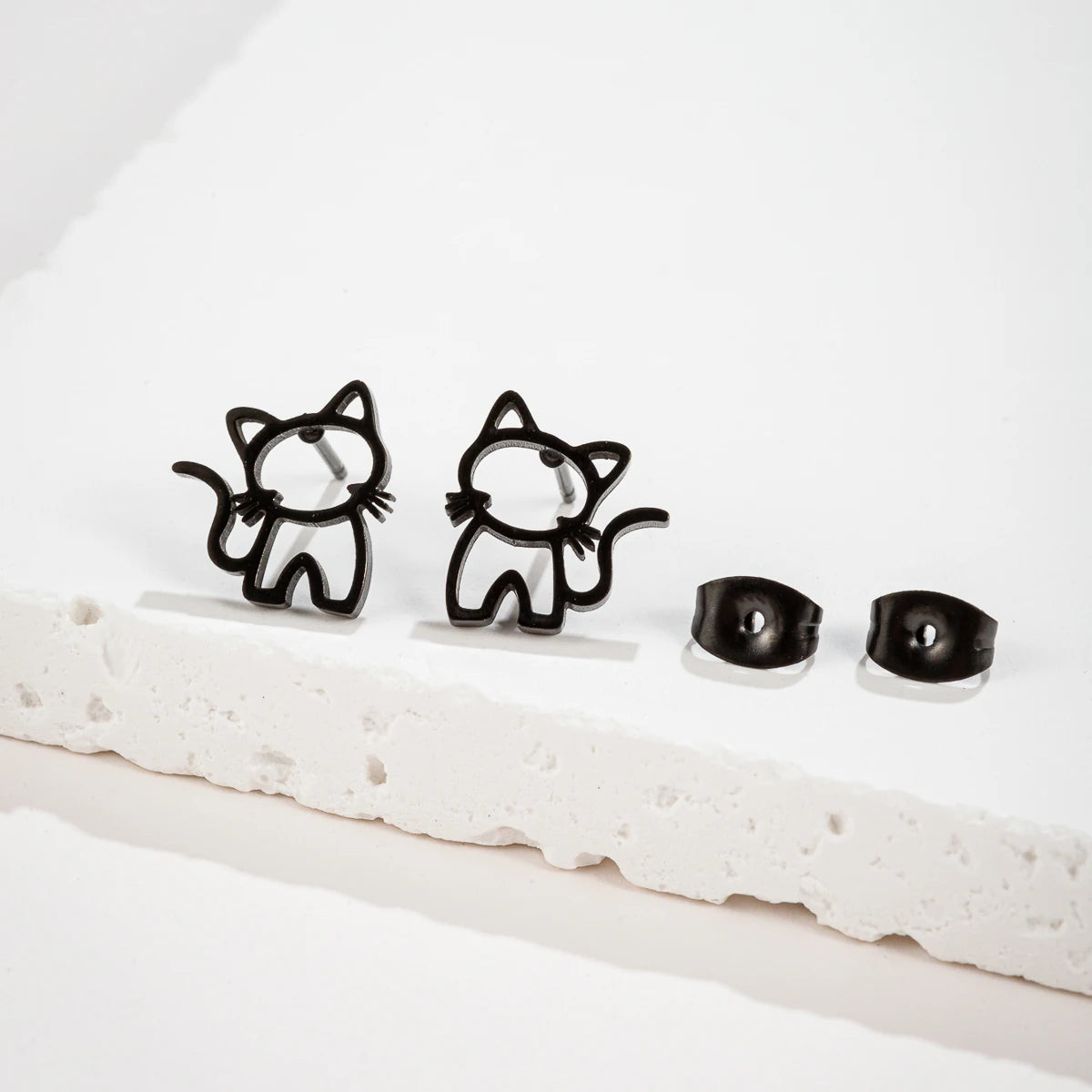 Animal Design Punk Stud Earrings